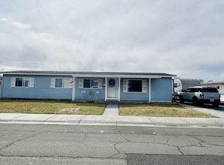 1225 SW Sandy Dr, Hermiston, OR 97838
