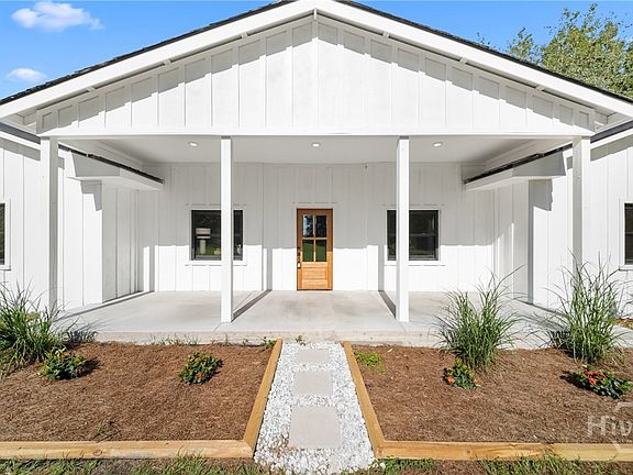 3rd image of 1505 Wilson Road