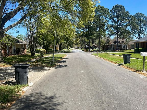 4th image of 2124 General Taylor Ave