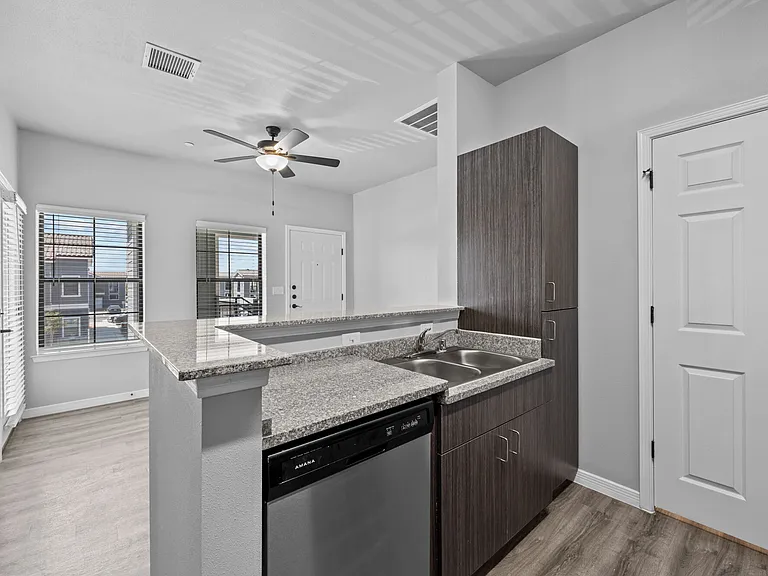 DISTRICT AT PELLICANO — Photo 16