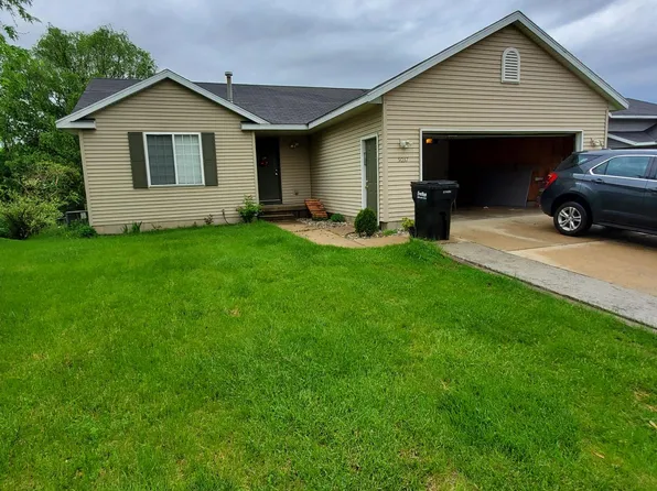 5037 Breezefield Dr SE, Kentwood, MI 49512