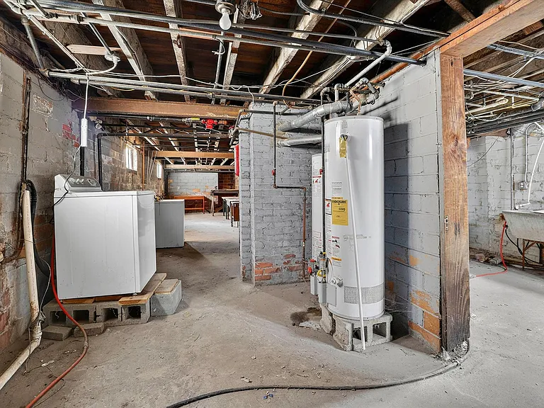 426 Floyd St #A — Photo 33