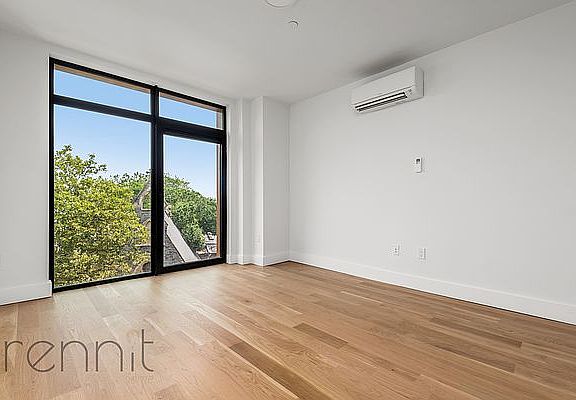 3rd image of 1015 Atlantic Ave #3A