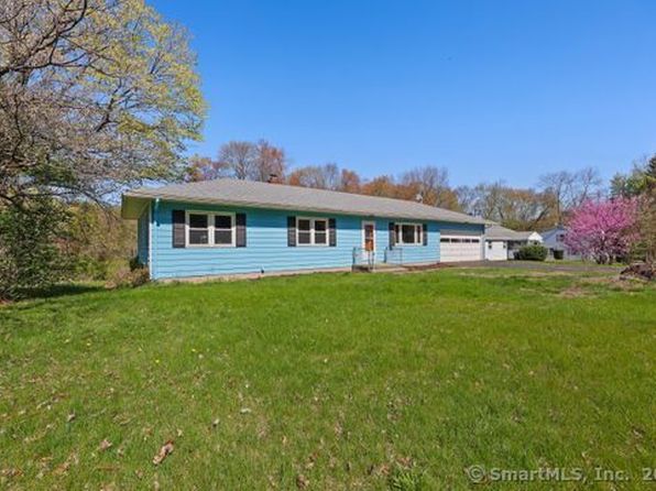 239 Pearl St, Seymour, CT 06483