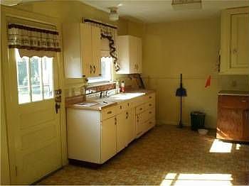 4th image of 2933 Derbigny St