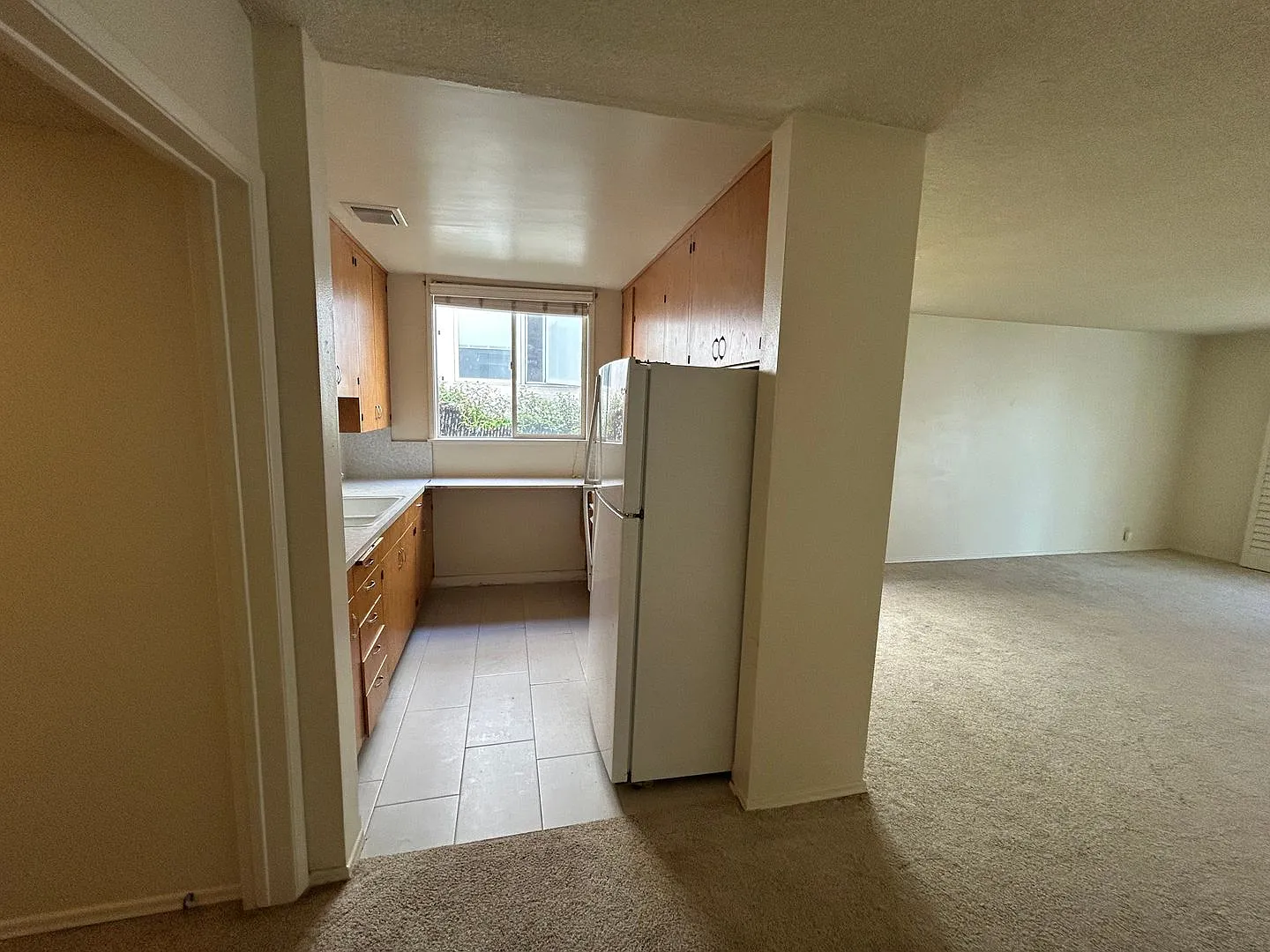 344 Prospect St — Photo 2