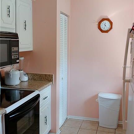 5th image of 3810 Cortez Dr APT C