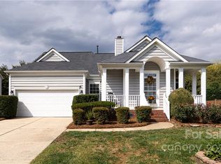 13724 Queenswater Ln, Charlotte, NC 28273