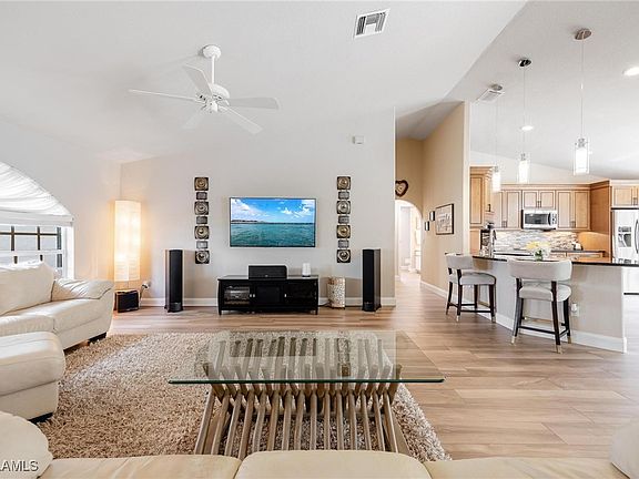 4th image of 6216 Emerald Pines Cir