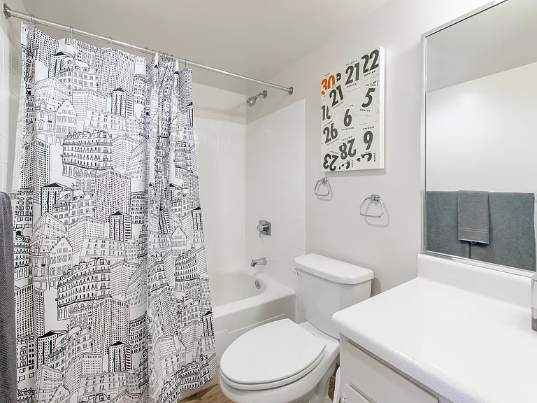 Park View Apartments — Photo 8
