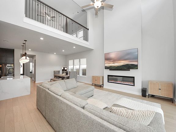 5th image of 5009 Valley Wind Ct
