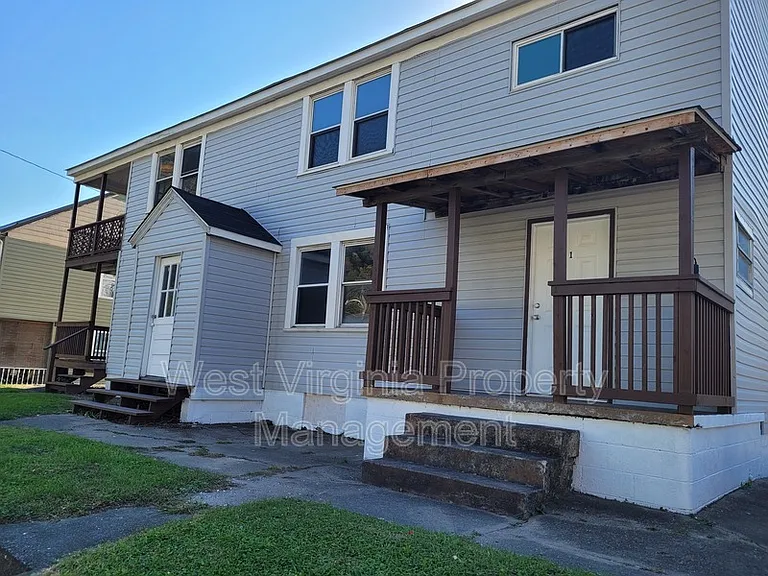 119 Route 60 — Photo 1