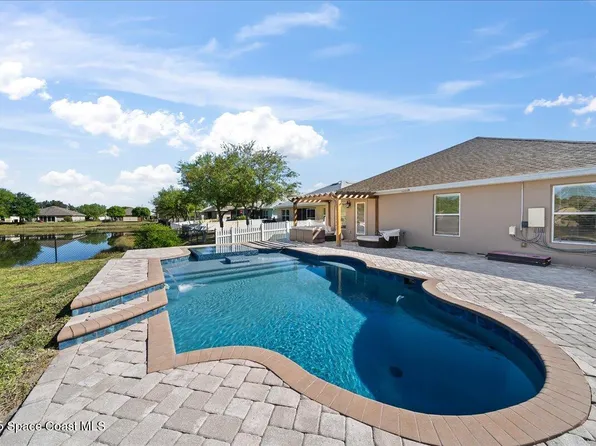 6045 Serene Pl, West Melbourne, FL 32904