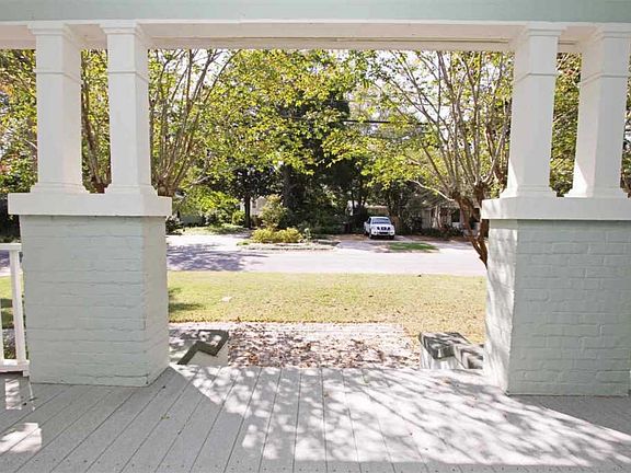 4th image of 1516 E Desoto St