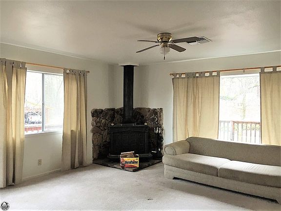 2nd image of 19590 Cottonwood St #191