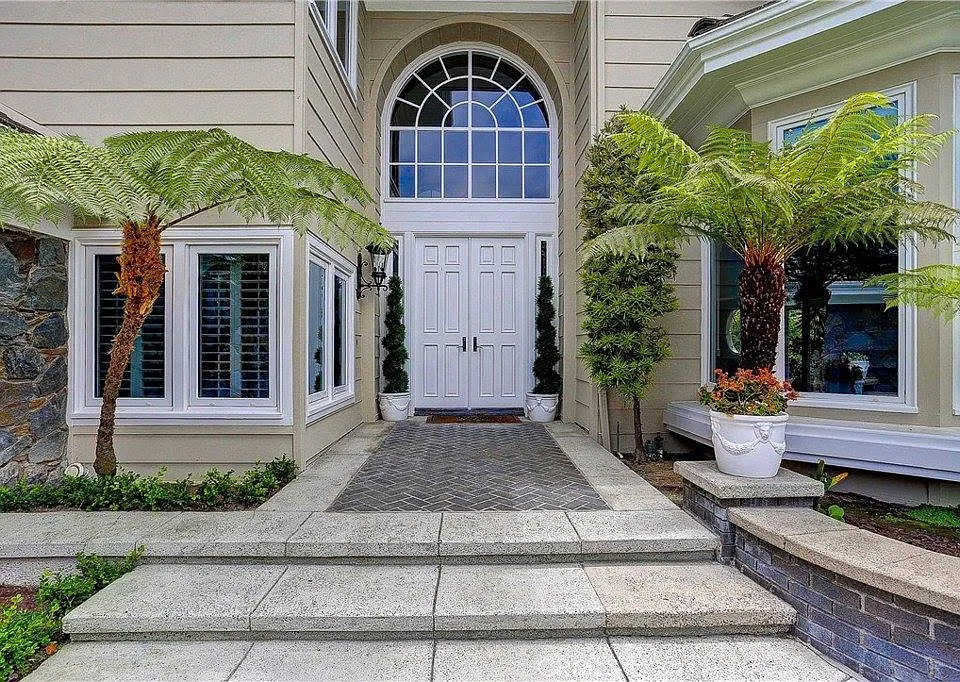 14 Rockingham Dr