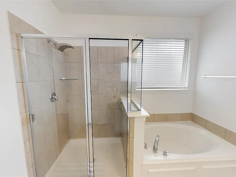 31415 Whitcombe Summit Way — Photo 16