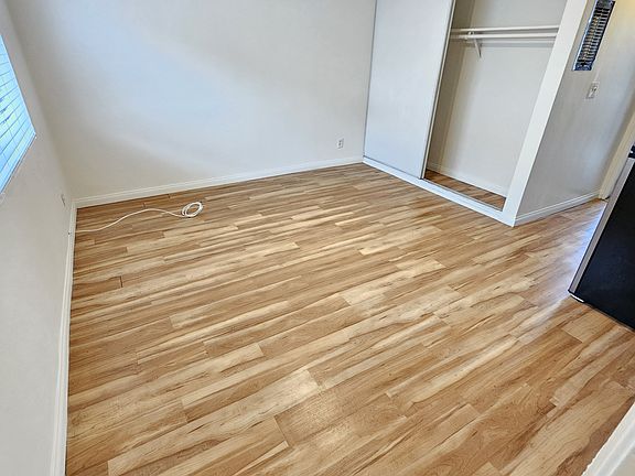5th image of 3519 Dunn Dr APT 4