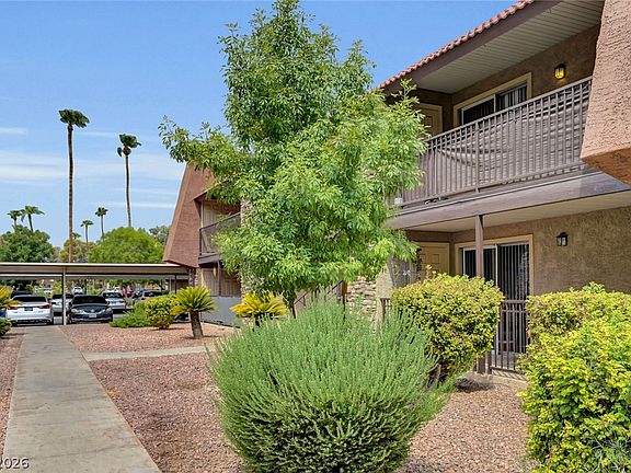 3rd image of 4340 Sandy River Dr Unit 84