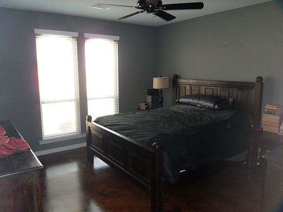 5th image of 1505 Monterrey Dr