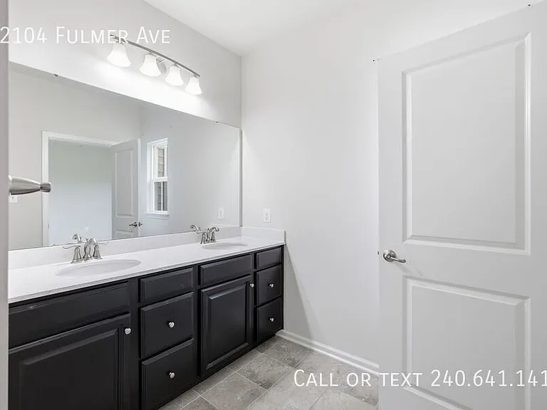 22104 Fulmer Ave — Photo 23