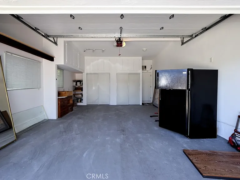 5939 Graves Ave — Photo 20