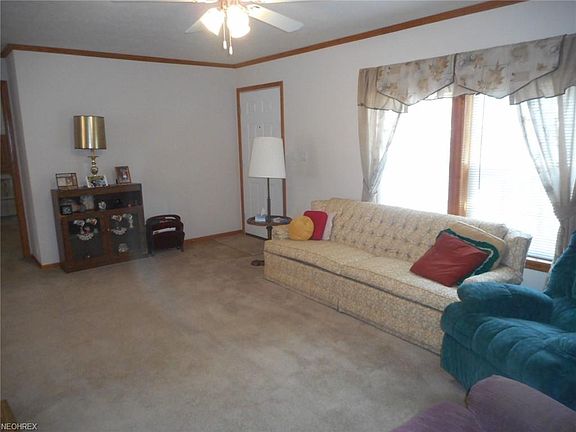 4th image of 311 Galaxy Dr