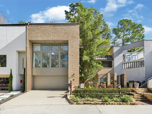 43 Legend Ln, Houston, TX 77024