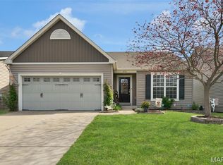 3172 Calhoun Dr, Saint Charles, MO 63301