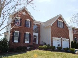 43879 Hibiscus Dr, Ashburn, VA 20147