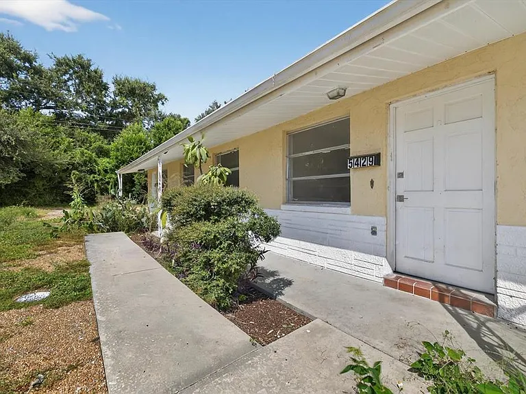 5419 Oceanic Rd — Photo 2