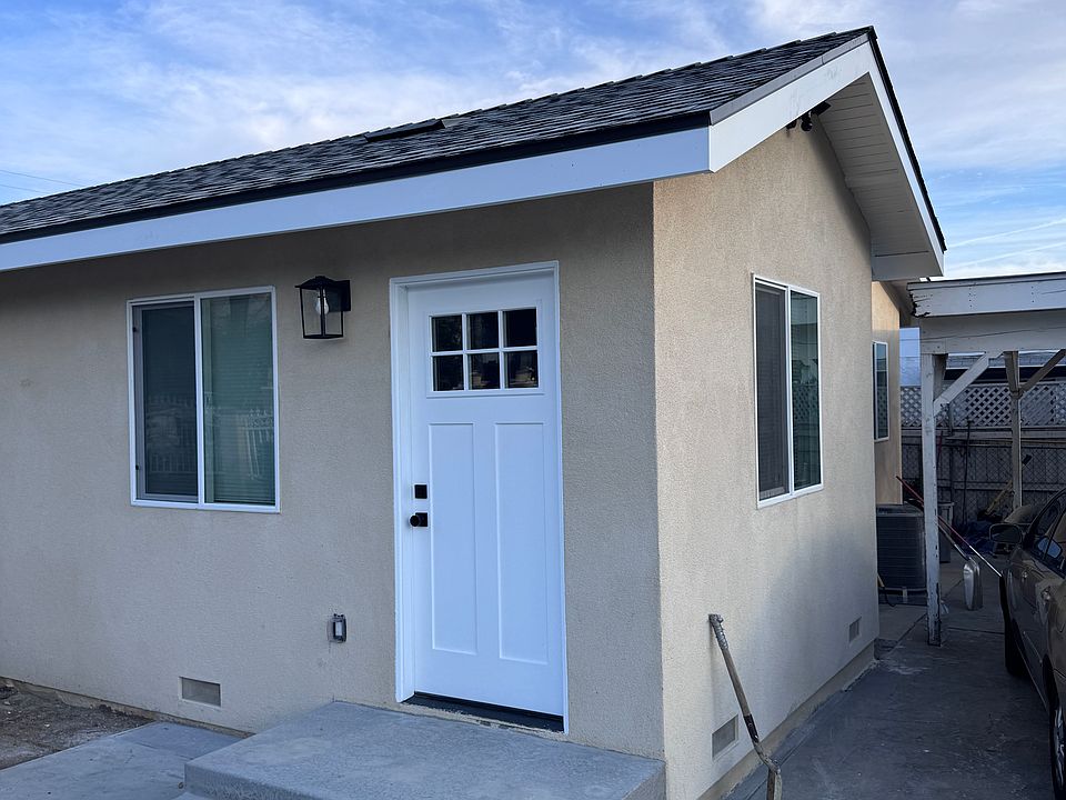 1st image of 326 W Figueroa Dr