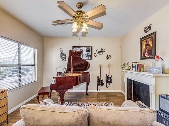 5th image of 10733 E Bramble Ave