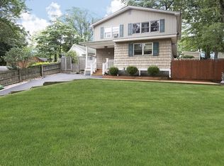 6 Janice St, Stanhope, NJ 07874