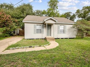 806 Mitchell St, Bryan, TX 77802