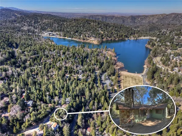 915 Nesthorn Dr, Crestline, CA 92325