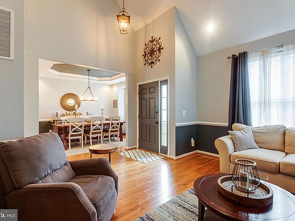 4th image of 15843 Fourmile Creek Ct