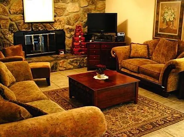 12009 Summerville Dr, Cincinnati, OH 45246