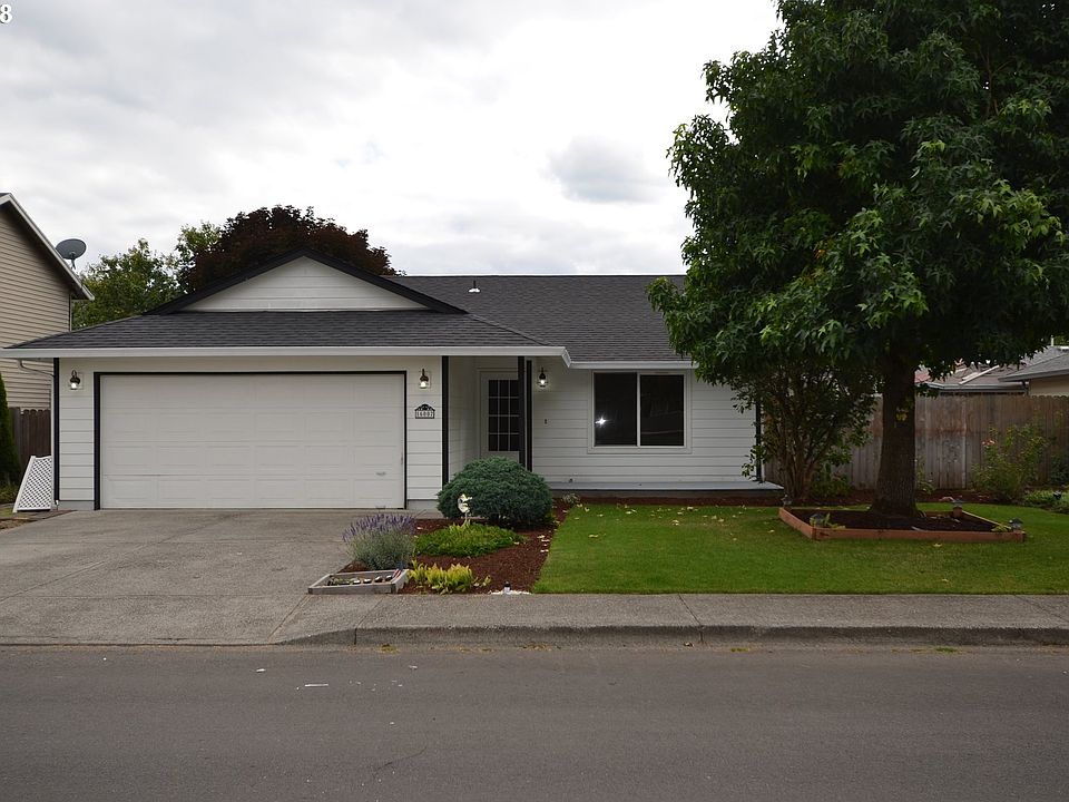 2nd image of 16007 NE 2nd St