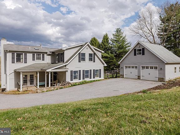 5th image of 1568 Deer Creek Rd