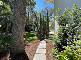 101 Acacia Ln, Redwood City, CA 94062