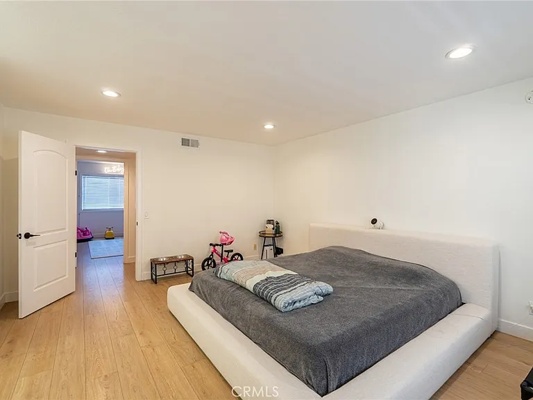 10119 Pinewood Ave #108 — Photo 12