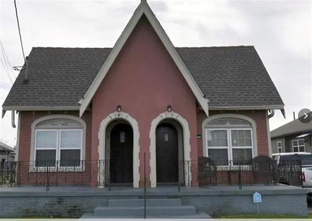 2 bed, 1.0 bath, 800 sqft, $1,050 — Photo 1