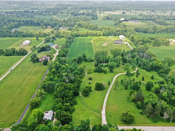 11193 Elm Tree Rd, Waynesville, OH 45068