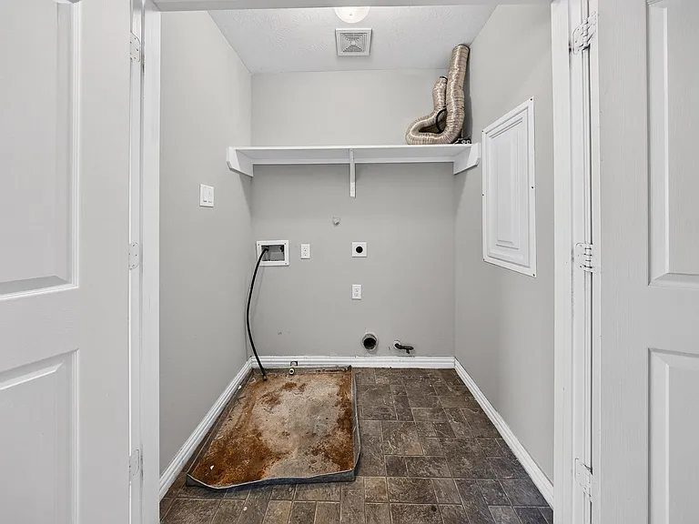 11515 Champions Green Dr — Photo 22
