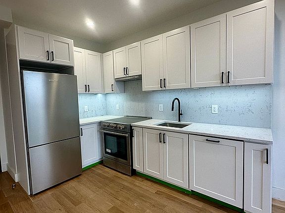 4th image of 2266 Atlantic Ave #4B