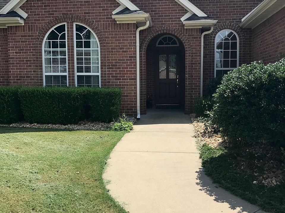 1st image of 4304 W Braymore Dr