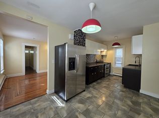 373 Norton St #1, New Haven, CT 06511