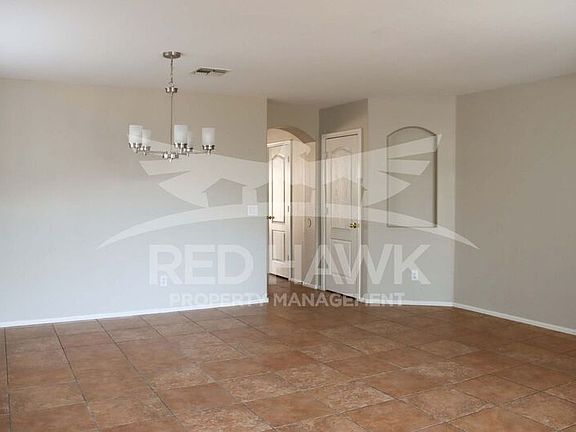 4th image of 1191 E Shari St