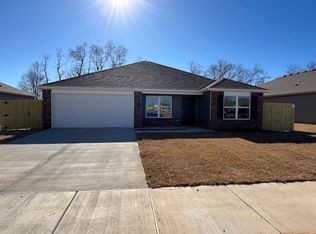 2749 Biddie St, Pea Ridge, AR 72751